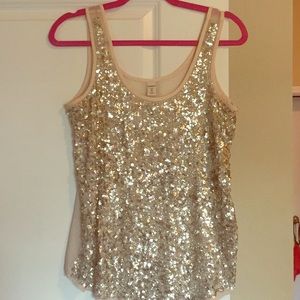 Gorgeous sequin tank!